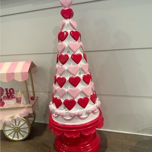 New! Red, White, & Pink Light-up Heart Tree